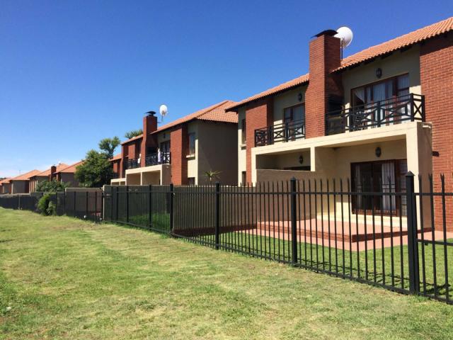 Modern Apartment to Rent In Blue Stream Estate