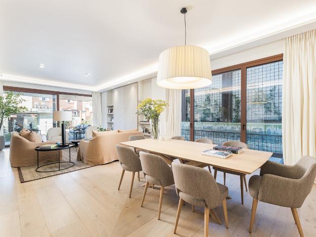 Modern apartment with pool in El Viso