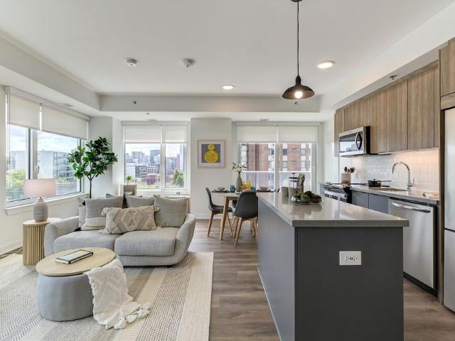 Modern Apartments at Rideau and Chapel