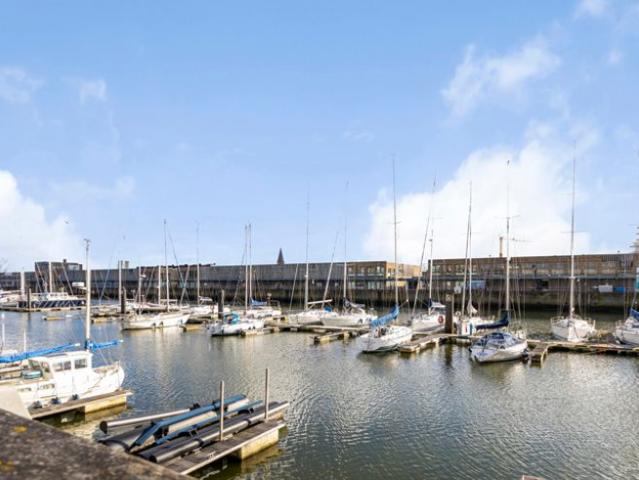 Modern appartement met prachtig uitzicht op de jachthaven
