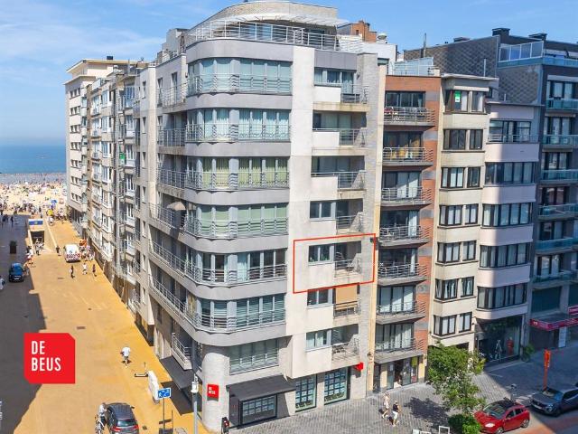 Modern appartement met zonnig terras op een zucht van het strand