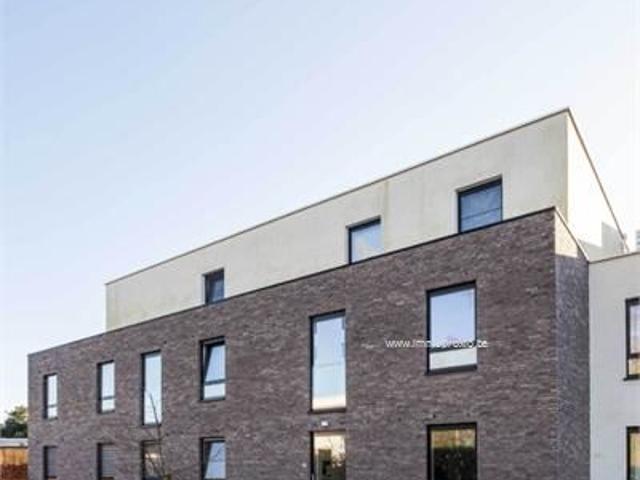 Modern appartement te koop in Roeselare op rustige ligging!
