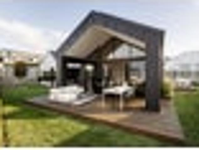 Modern Architectural Residence with Panoramic View