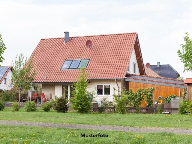 Modern gestaltetes Einfamilienhaus nebst Doppelgarage