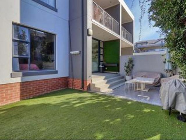 modern ground floor lifestyle apartm.