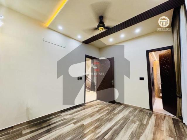 Modern Double Height 5 Marla Ownar Made House Available For Sale Citi Housing Gujranwala Block FF Citi Housing Society
