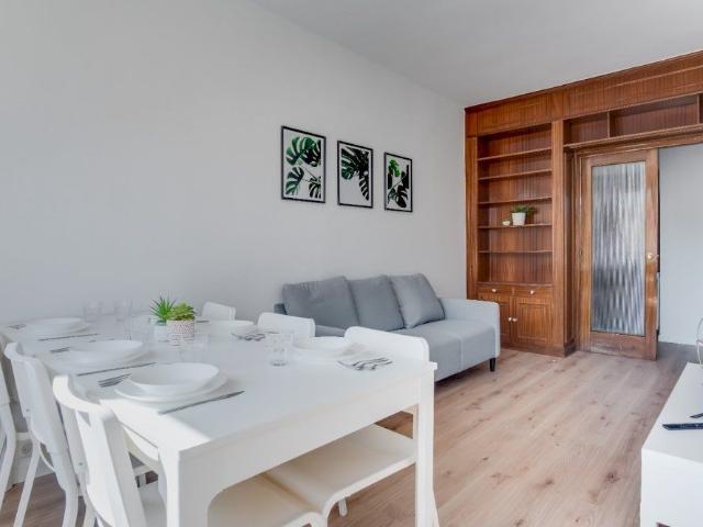 Modern double room in calle Quintana