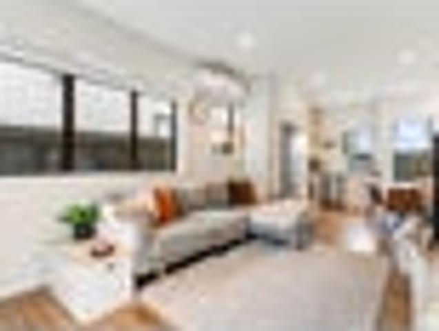 Motivated Sale Modern Living Opportunity