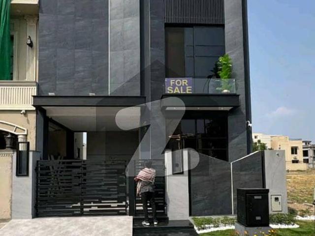 Modern Design 5 Marla Most Beautiful House Available For Sale In DHA 9 Town