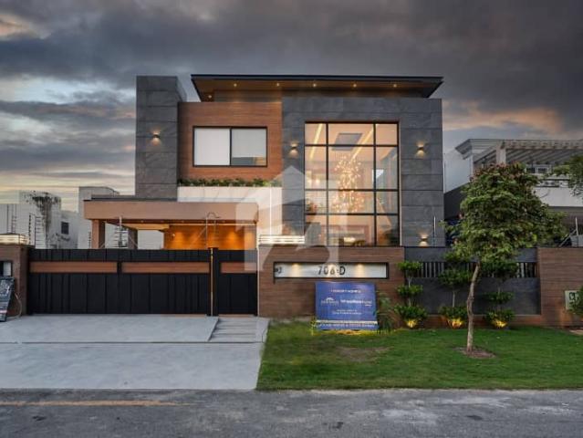 Modern Designed With Furnished Interior 1 Kanal House In Phase 7 For Sale