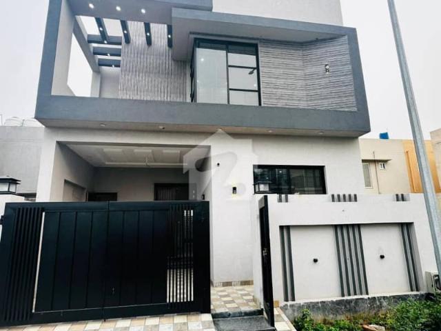 Modern Designer 5 Marla House For Sale, Paragon City
