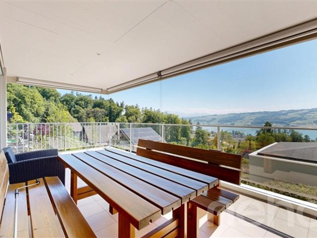Modern Einfamilienhaus mit Seesicht, Terrace & Old Komfort