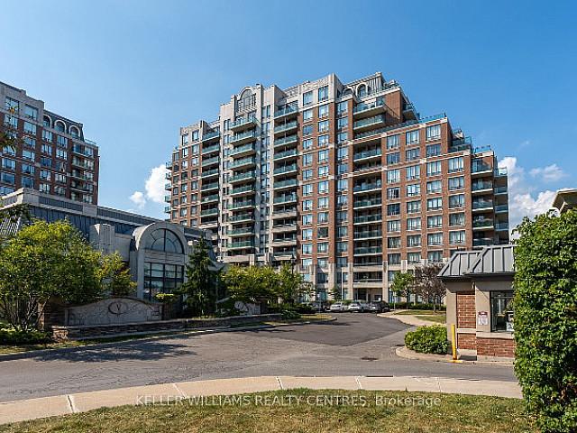 Modern Elegance Condo Unit W/ 1 + 1 Bedroom + Washer