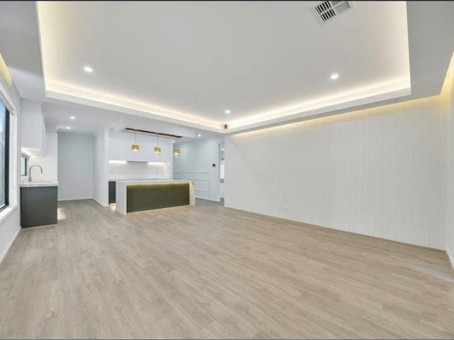 Modern Elegance and Sprawling Space: Your Dream Home in Wyndham valeAwaits!