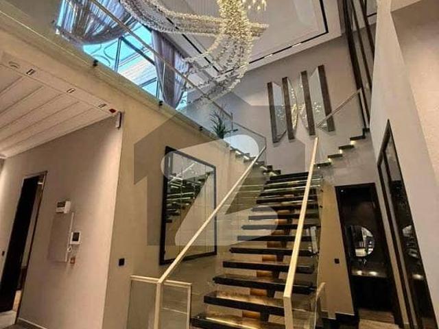 Modern elegance in every corner 1 kanal house for sale