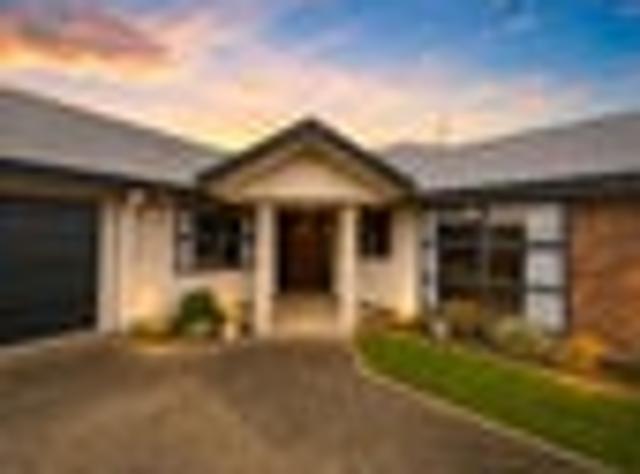 Modern family comfort easy care private section