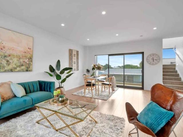 Modern Family Home at the center of Mangere, r.