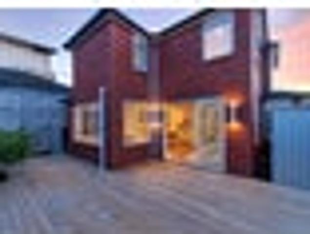 Modern Family Home in a Prime Location