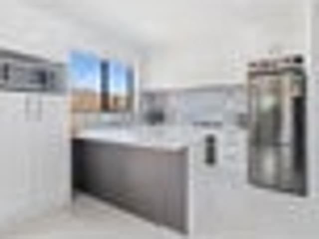 Modern Family Living with Space, Style & Conve.