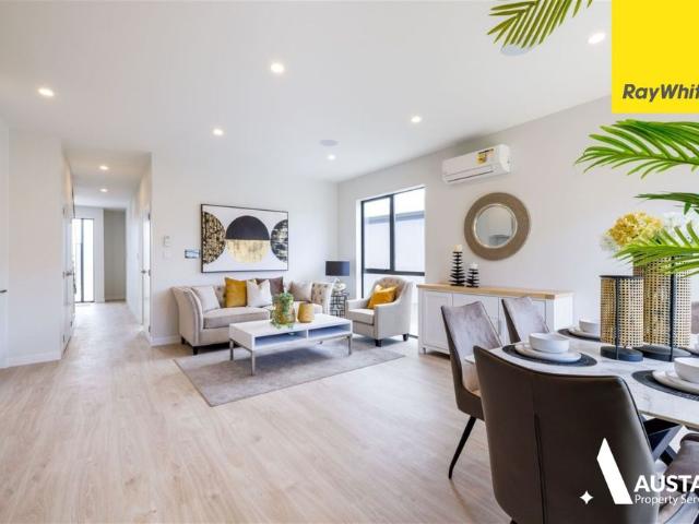 Modern Family Living in the Heart of Massey 12 Biokovo Street
