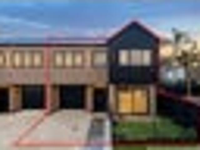 Modern Family Living in the Heart of Takanini!