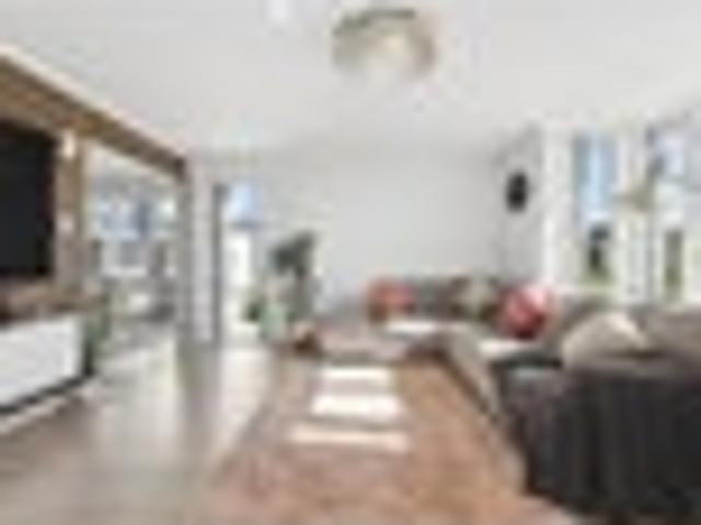 Modern Family Living in the Heart of Takanini