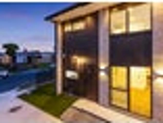 Modern Family Living in a Premium Papatoetoe L.