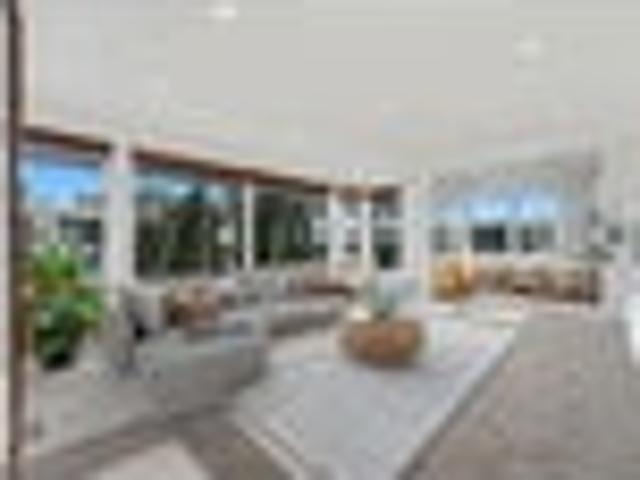 Modern Family Living in Glendowie
