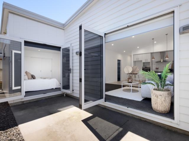 Modern Family Living Papamoa Beach