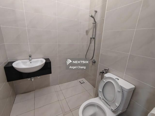 Modern freehold home in Bukit Jalil. Near Pavilion Bukit Jalil, IMU & APU. Easy access via mex & kesas. Premium facilities, 24 hour security, ideal for own stay or investment