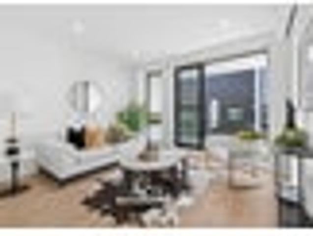 Modern Freehold Standalone Living Location