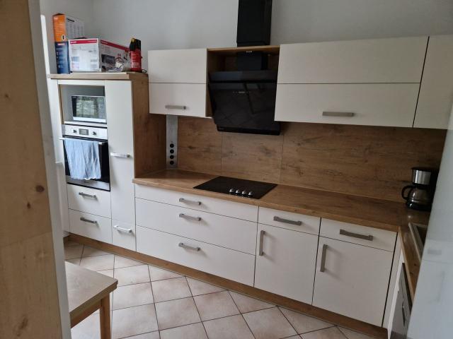 Modern, fully furnished apartment with top amenities & excellent transport connections, Berlin Amsterdam Apartments for Rent