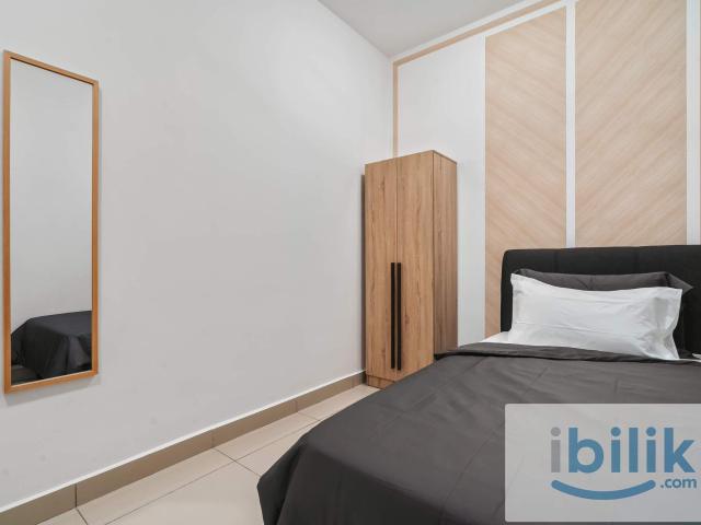 Modern fully furnished single room for female near lrt taman melati