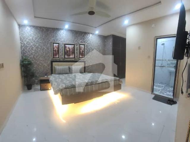 Modern Furnished Flat Available For Sale On Main Davis Road