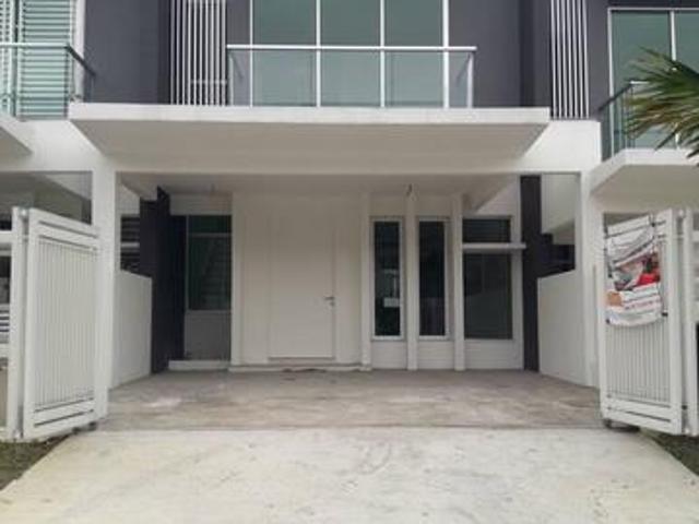 Modern House 2sty Lestari Putra 6 Paragon 150 behind O2 City