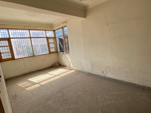 Modern Housing Complex 4 Bedroom 2200 Sq. Ft. Apartment in Manimajra Chandigarh Listing ID: #10252