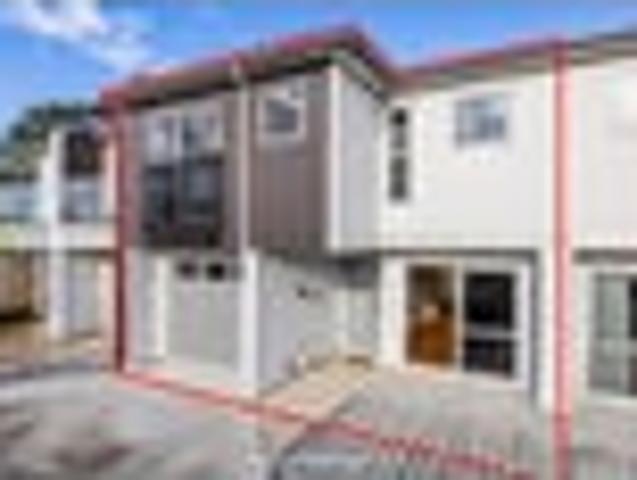 Modern Home, Walk to Middlemore Hospital