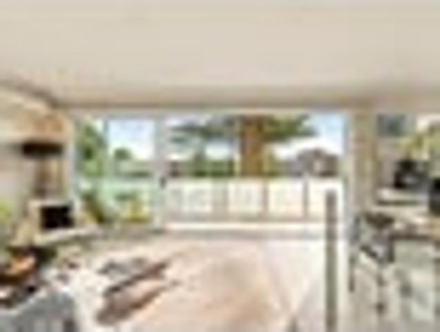 Modern Home, Coastal Lifestyle, Easy Living