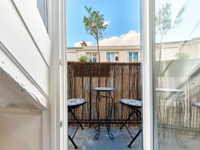 Modern home in le Marais great view!, Paris Amsterdam Apartments for Rent