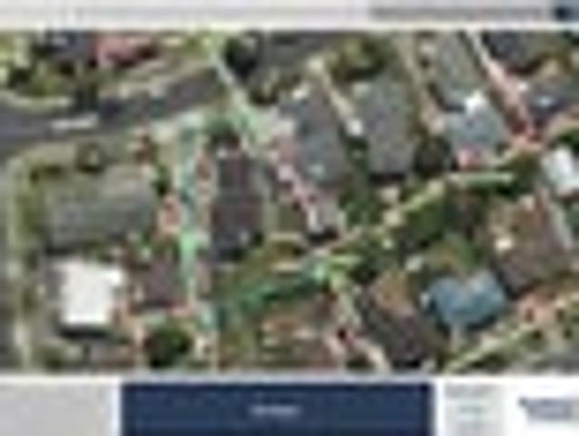 Modern home in Macleans Zone with freehold 842sqm
