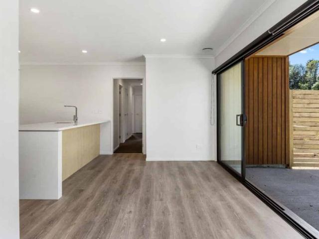 Modern Horotiu Home