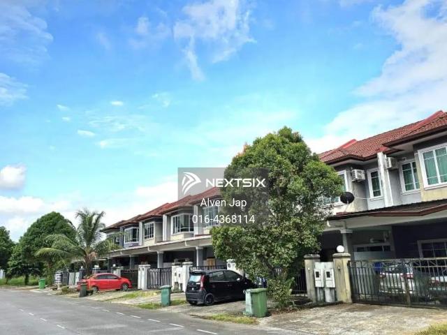 Modern High End Renovation Grand Designer Facade with Full Height Glass Architecture Build in Wardrobe & Custom built Cabinetry Premium Marble Finishes Bathrooms Wide Gold Course View