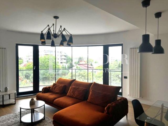 Modern I 3 camere I Etaj superior