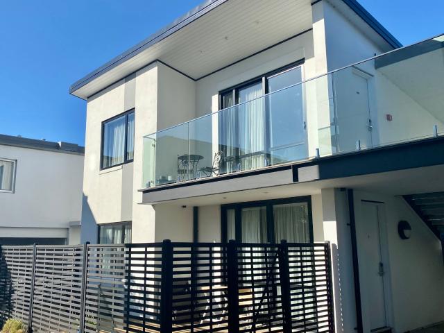 Modern Inner City Living in Latimer Square