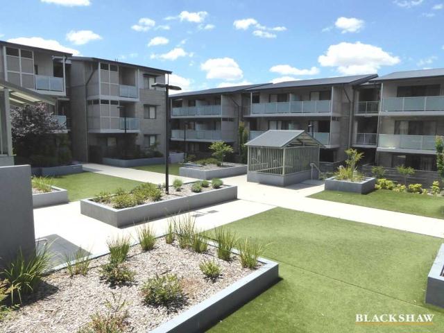 Modern One Bedroom Apartment in Prime Location