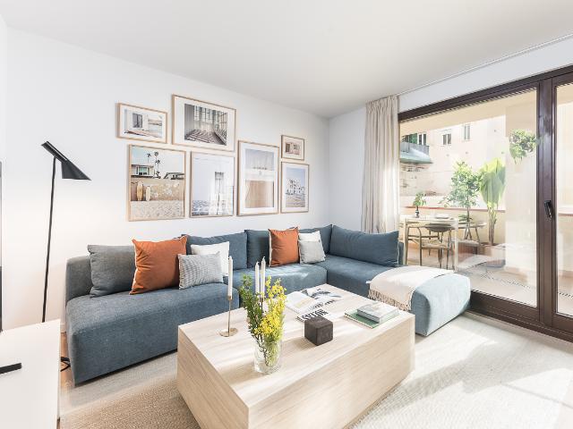 Modern one bedroom apartment with private terrace