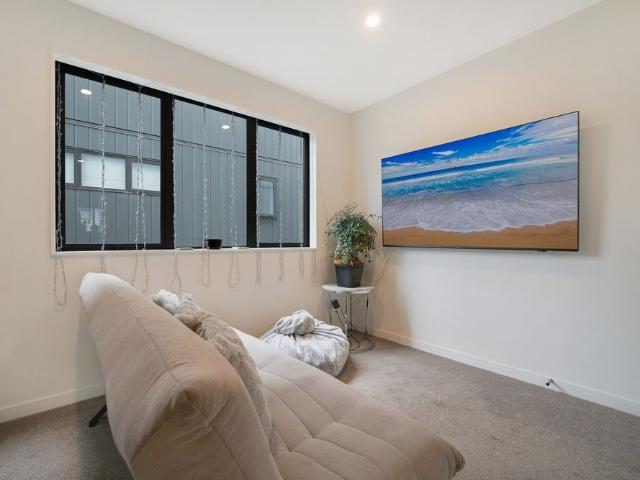 Modern, Low Maintenance Living in Te Atatu Peninsula
