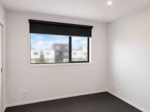 Modern Living Meets Convenience Ã¢ÂÂ3 Bedrooms 2 bathrooms 117 Ngae Place, Mangere East