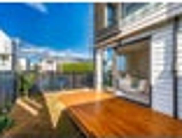 Modern Living Meets Reserve Side Serenity