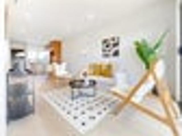 Modern Living & Garage Near Karaka
